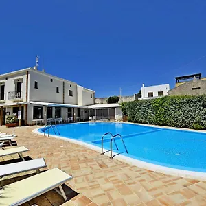 https://resort-santa-maria-hotel.sicilyhotelsitaly.net